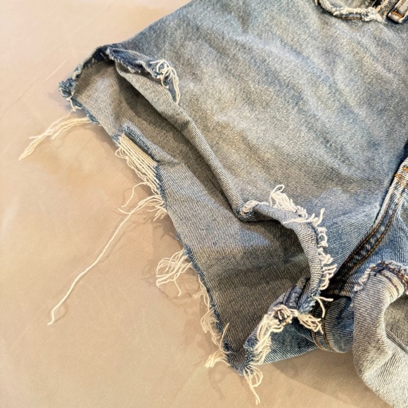 Abercrombie & Fitch Blue Jean Shorts High-Waisted Distressed Frayed Women's - Picture 6 of 13